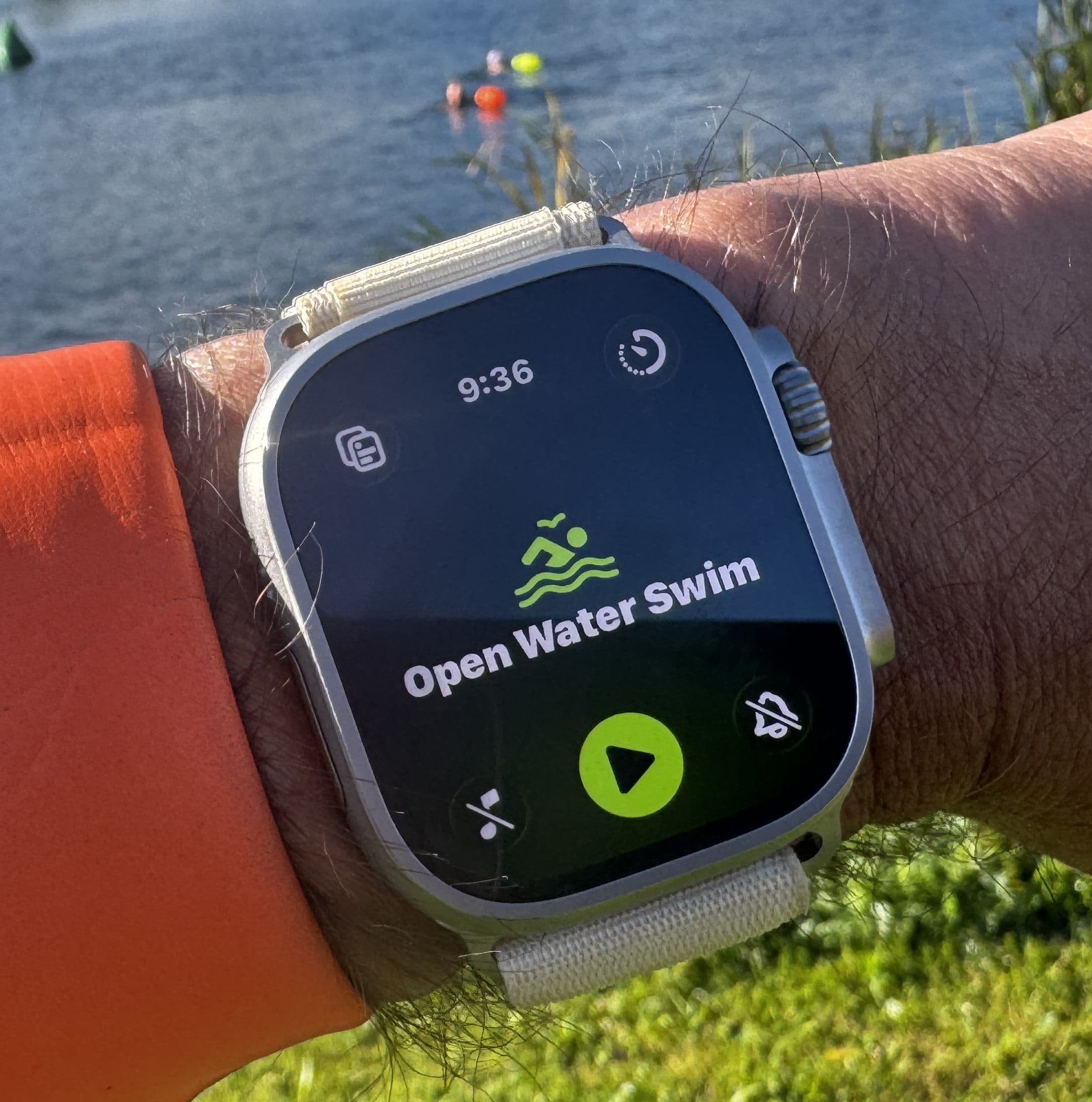 Apple Watch Ultra 3 Beats Garmin Forerunner 970 in Open Water GPS